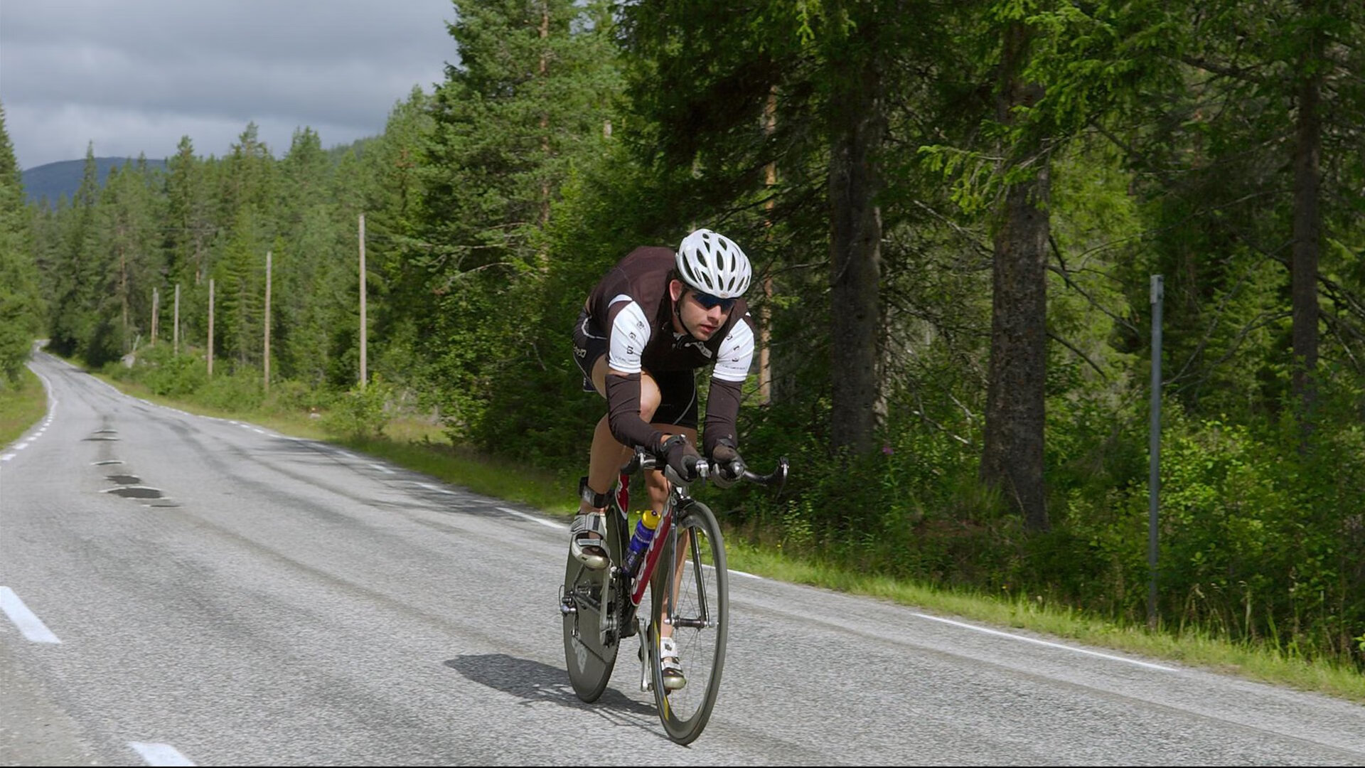 WRC安全工艺：确保赛车体验极致安全，wrc赛车有abs吗